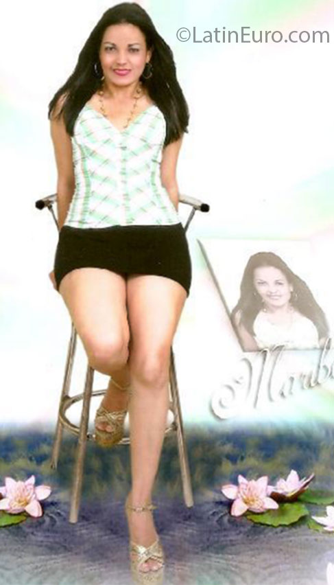 Date this lovely Dominican Republic girl Maribel from Santo Domingo DO13890