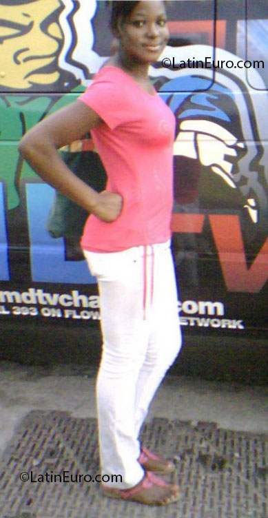 Date this stunning Jamaica girl Niceness from Kingston JM973