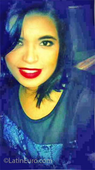 Date this attractive Brazil girl Zaine from Belo Horizonte BR7431