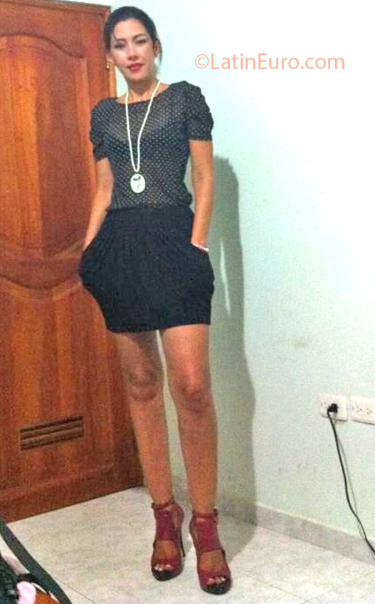 Date this athletic Colombia girl MArtha from Cartagena CO12072