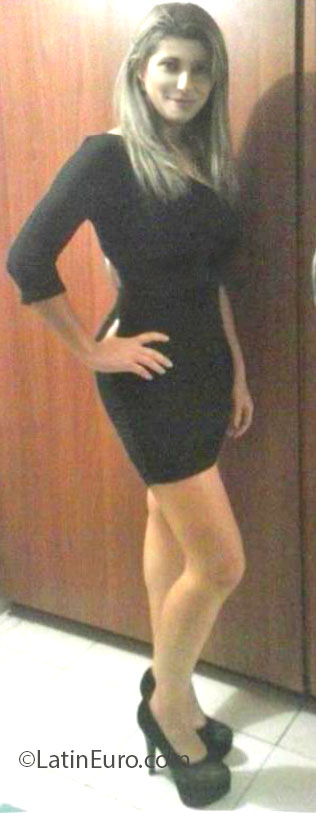 Date this gorgeous Colombia girl Marcela from Manizales CO12148