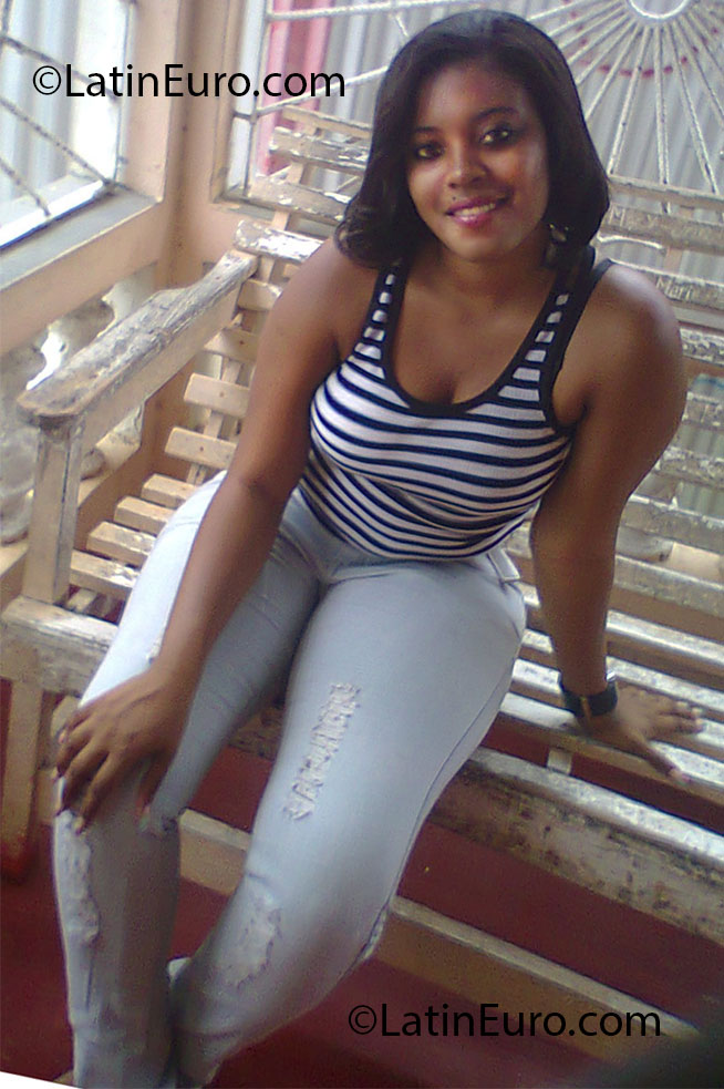 Date this pretty Jamaica girl Abiann from Jamaica JM1005