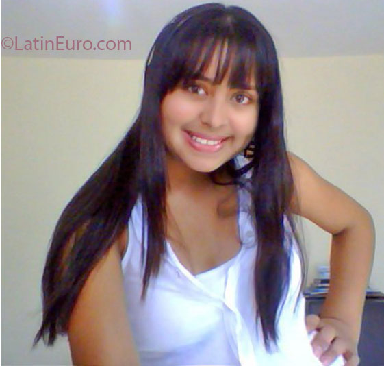 Date this hard body Colombia girl Rossaly from Bucaramanga CO12191