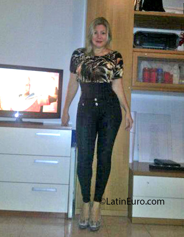 Date this delightful Colombia girl Monica Rendon from Cali CO12234