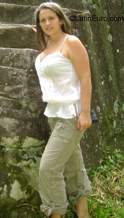 Date this funny Colombia girl Sandra from Medellin CO12343