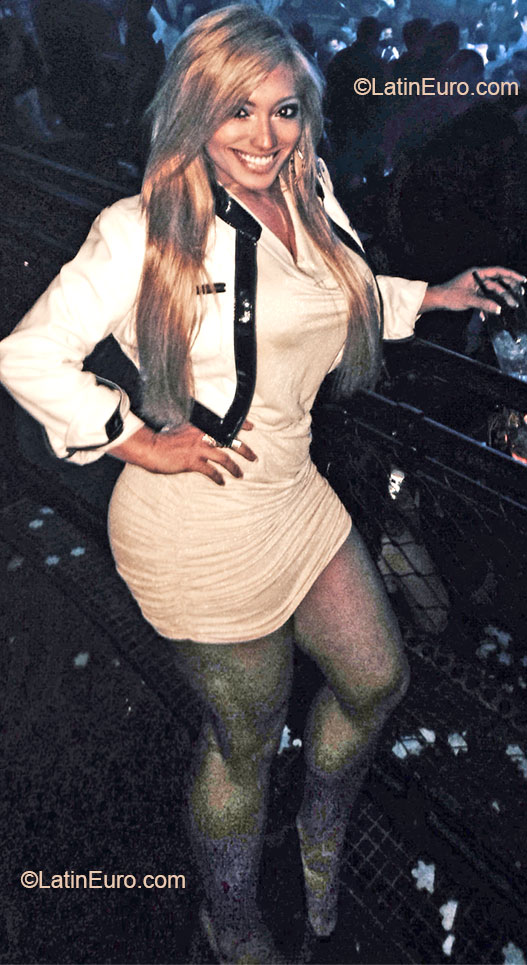 Date this foxy Brazil girl Celia from Sao Paulo BR7624