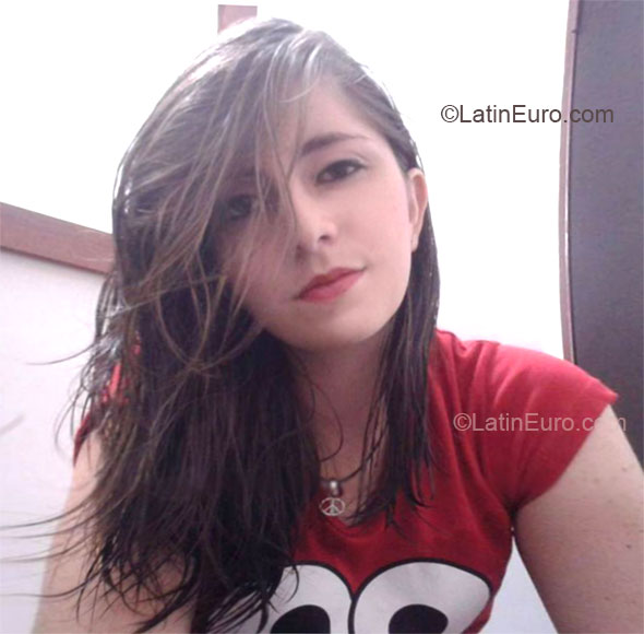 Date this stunning Colombia girl Yesica from Pereira CO12696