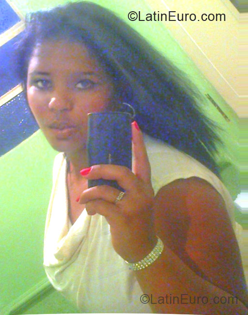 Date this funny Brazil girl Brenda from Belo Horizonte BR7738