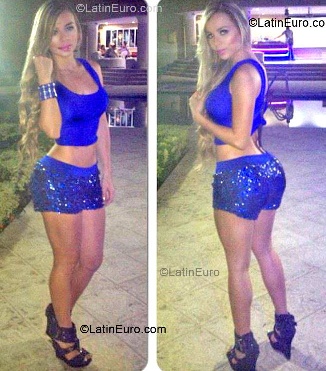Date this pretty Colombia girl Natalia from Bogota CO12893
