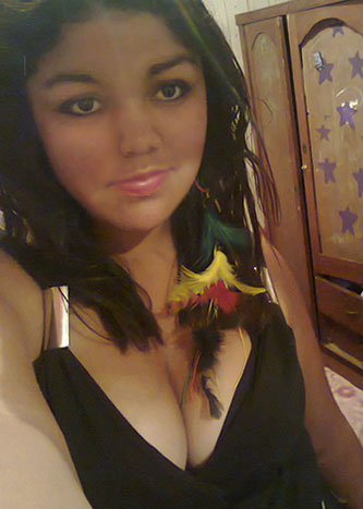 Date this sultry Brazil girl Adriane from Cambara Do Sul BR7929