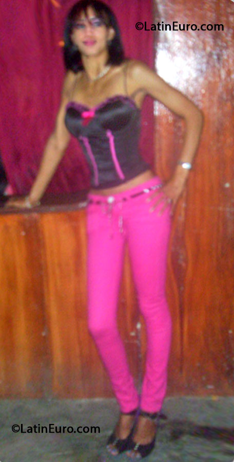 Date this happy Dominican Republic girl Santa rosa from San Francisco De Macoris DO16474