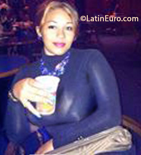 Date this delightful Dominican Republic girl ROSINA from Santo Domingo DO31908