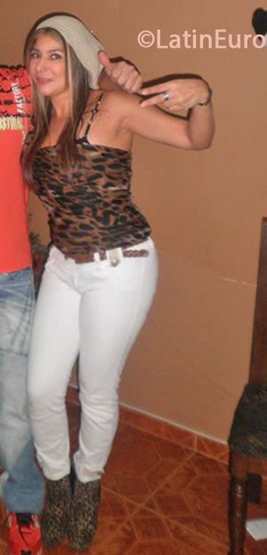 Date this sensual Colombia girl Yuliana from Medellin CO13648
