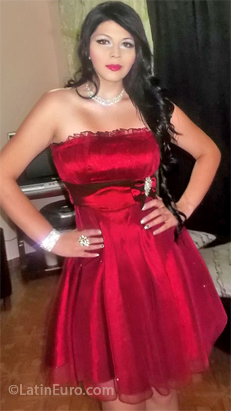 Date this hard body Colombia girl Tatiana from Medellin CO13710