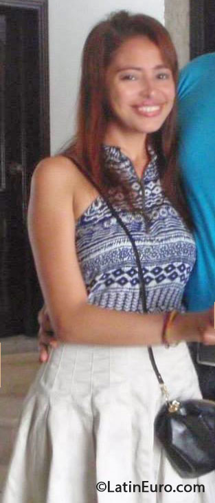 Date this charming Colombia girl Lays rico from Bogota CO13740