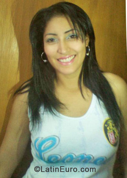 Date this beautiful Panama girl Dubelys from Panama PA363