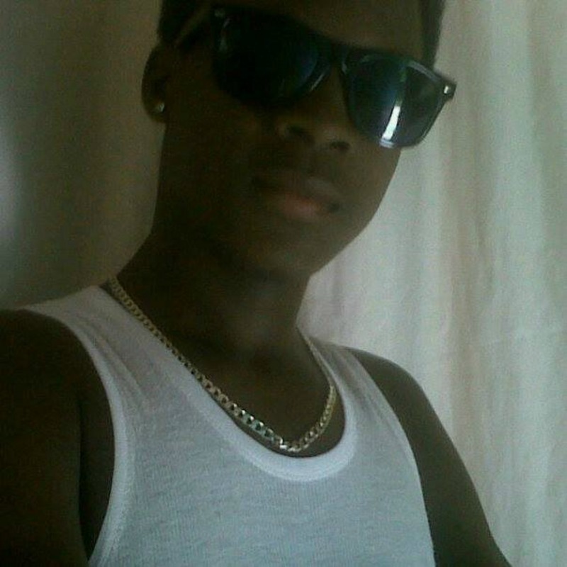 Date this hot Jamaica man Look from Kingston JM1385