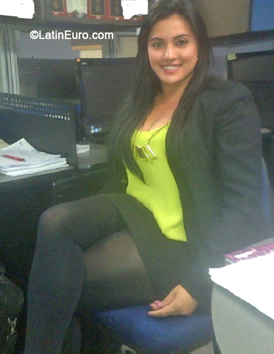 Date this funny Colombia girl Linda from Bogota CO14527