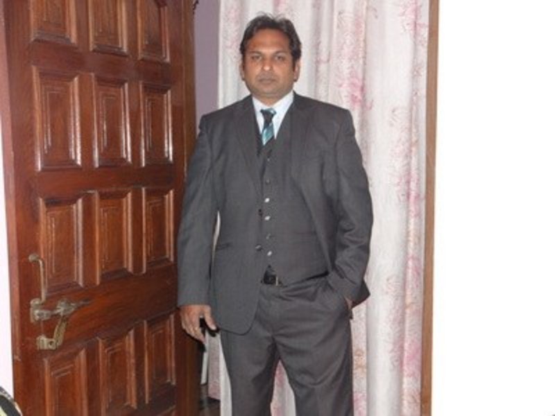 Date this good-looking India man Mangal from Varanasi IN247