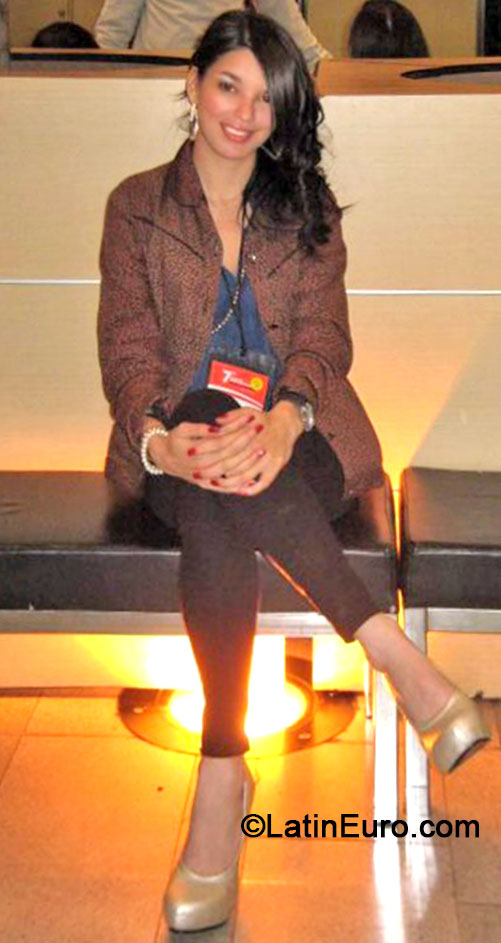 Date this delightful Colombia girl Annie from Medellin CO14559