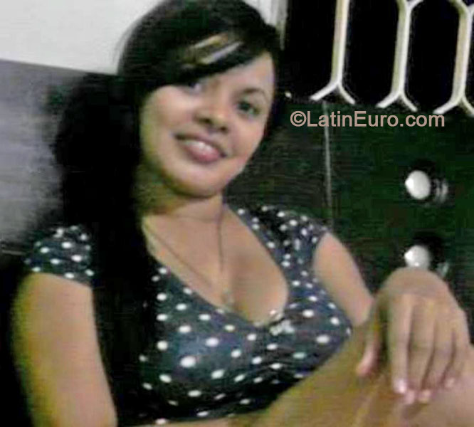 Date this nice looking Colombia girl Kelly from Sincelejo Sucre CO14561