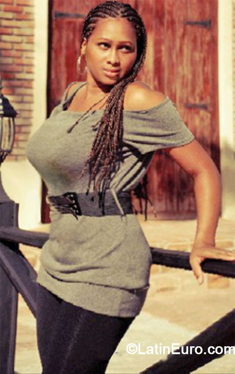 Date this passionate Dominican Republic girl Claris from Bavaro DO17988