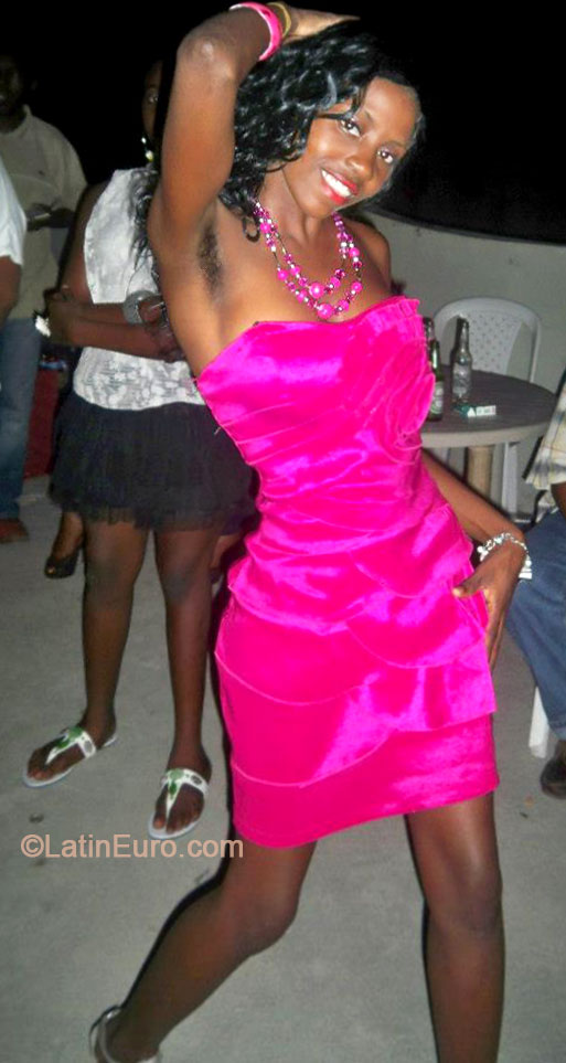 Date this tall Jamaica girl Shanique from Kingston JM1448
