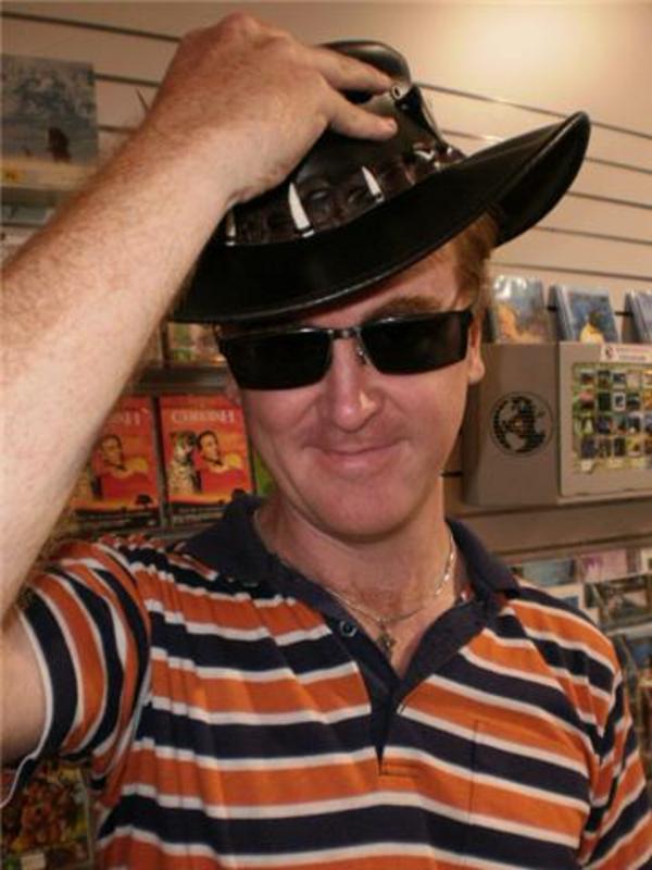 Date this sultry Australia man Peter from Sydney AU253