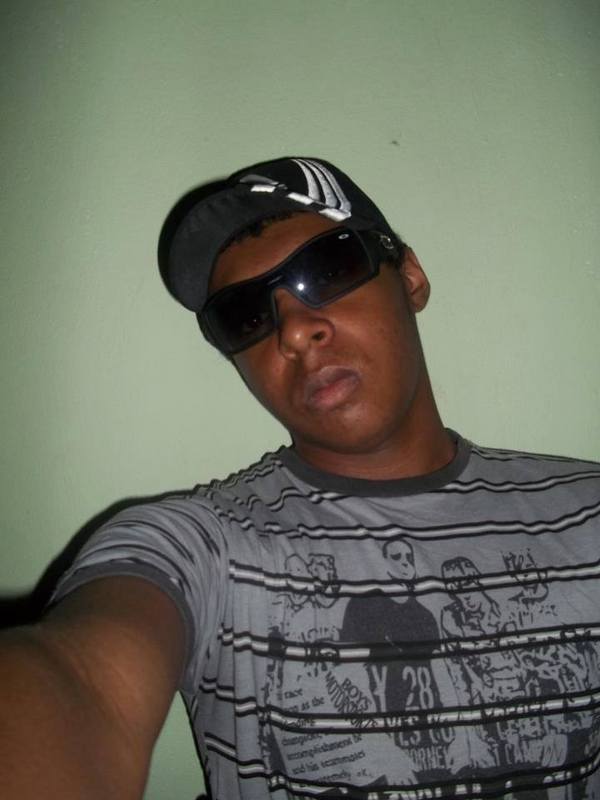 Date this fun Brazil man Wender from Goiania BR8376