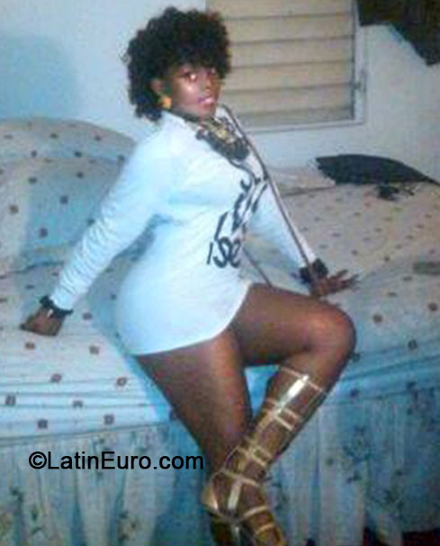 Date this fun Jamaica girl Tifania from Kingston JM1478