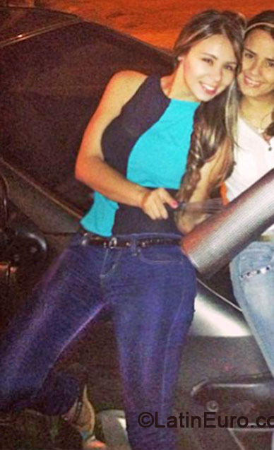 Date this beautiful Colombia girl Alejandra from Medellin CO14672