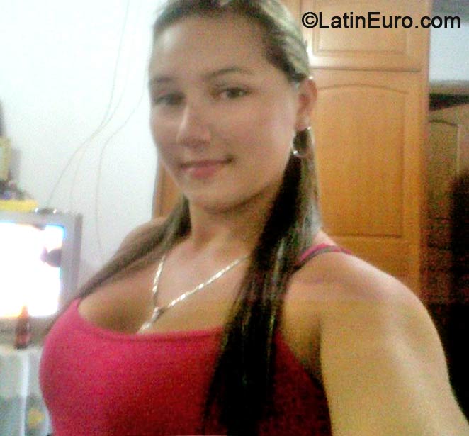 Date this lovely Colombia girl Paula from Medellin CO14822