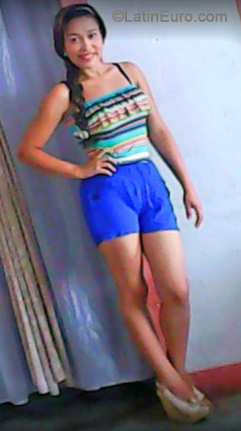 Date this athletic Colombia girl Alejandra from Bogota CO14854