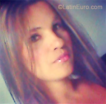 Date this exotic Colombia girl Mary from Medellin CO14900