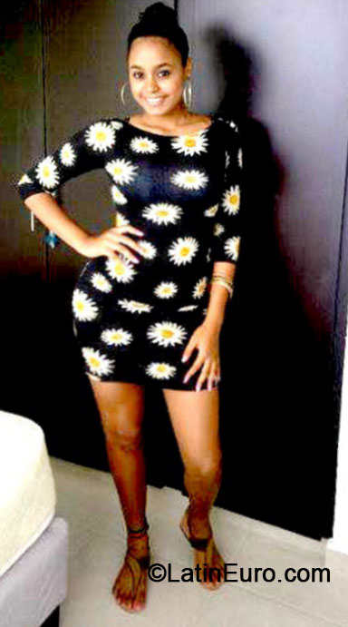 Date this hot Panama girl Rosemary from Panama City PA405