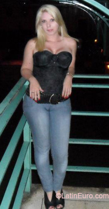 Date this exotic Brazil girl Juliane from Sao Paulo BR8692