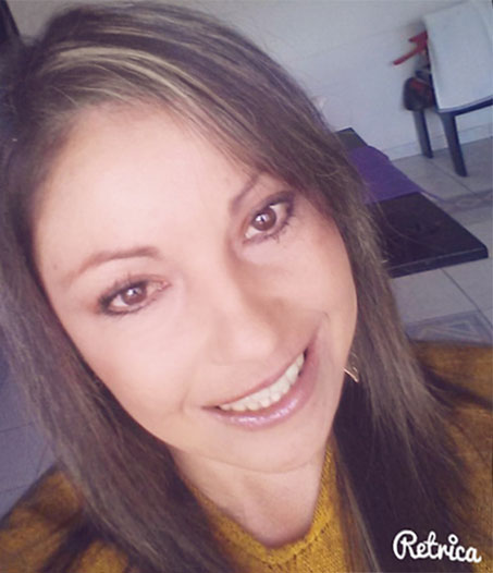 Date this beautiful Colombia girl Claudia from Bogota CO14975