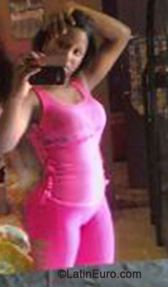 Date this lovely Jamaica girl Shantal from St. Ann JM1596
