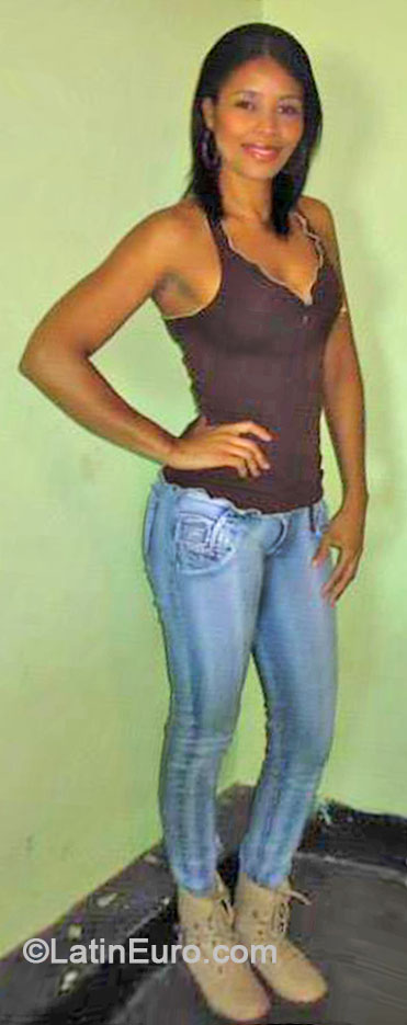 Date this happy Colombia girl Ledis from Medellin CO15031