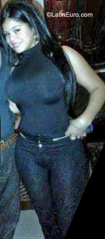 Date this stunning Dominican Republic girl Angie from Santiago DO18759
