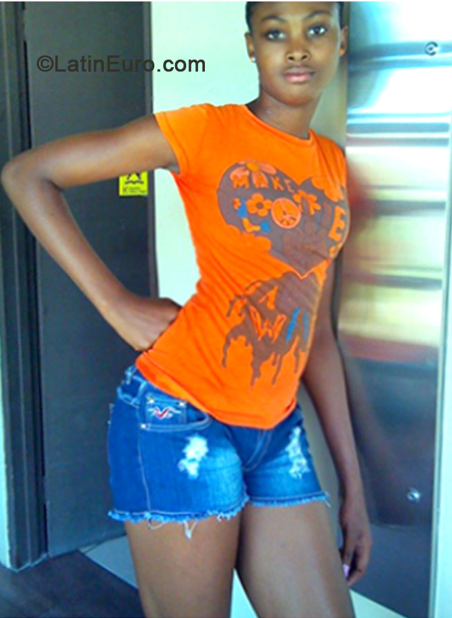 Date this hot Jamaica girl Natalie from Kingston JM1618