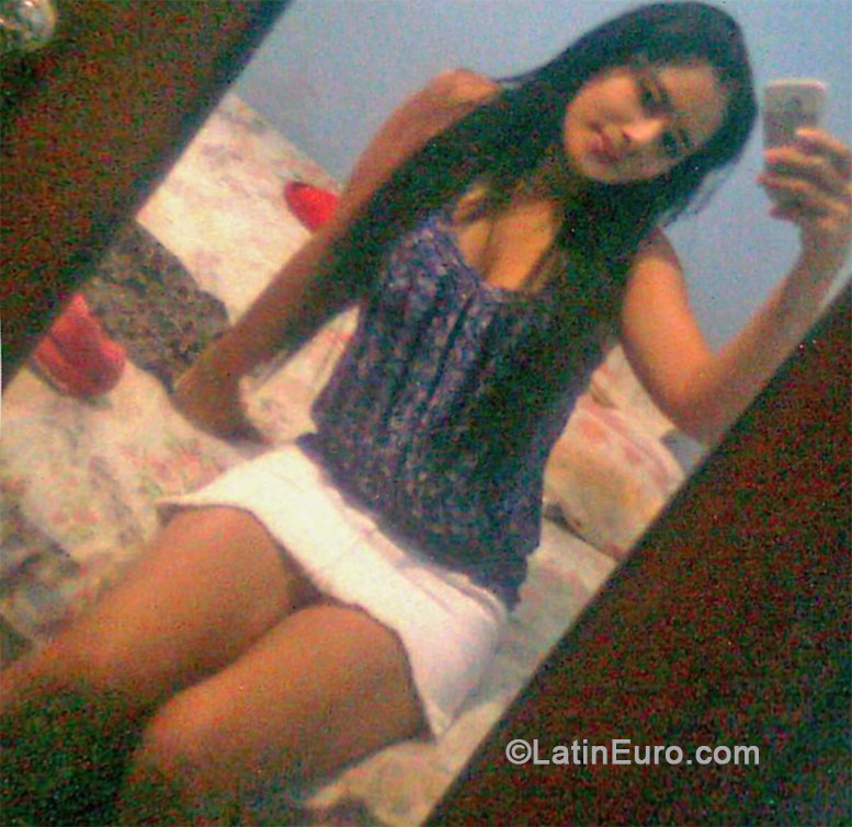 Date this fun Honduras girl Jessica from San Pedro Sula HN1003