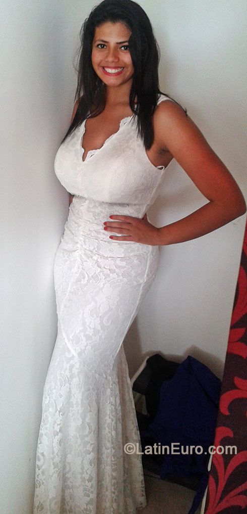 Date this georgeous Costa Rica girl Maria from San Jose CR298
