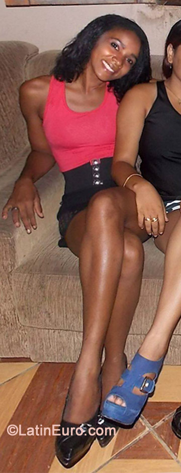 Date this foxy Brazil girl Nina from Bom Jesus Da Lapa BR8841