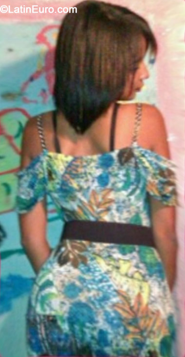 Date this delightful Dominican Republic girl SARA from Santo Domingo DO19393