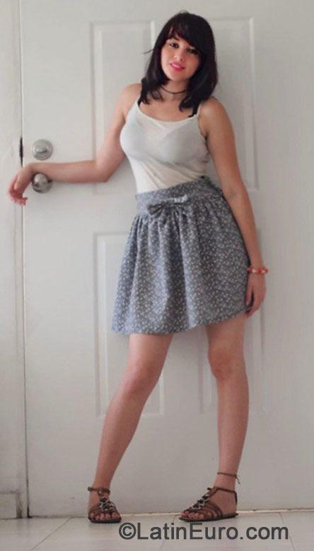 Date this georgeous Colombia girl Lorry from Cali CO16138
