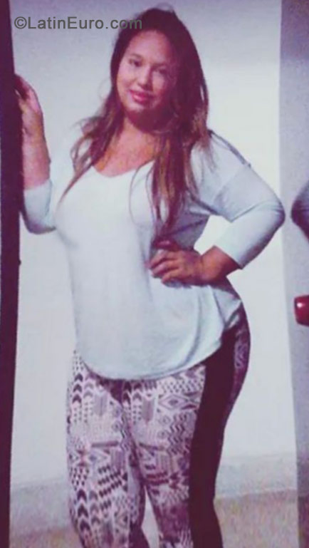 Date this funny Colombia girl Maria Fernanda from Barranquilla CO15516