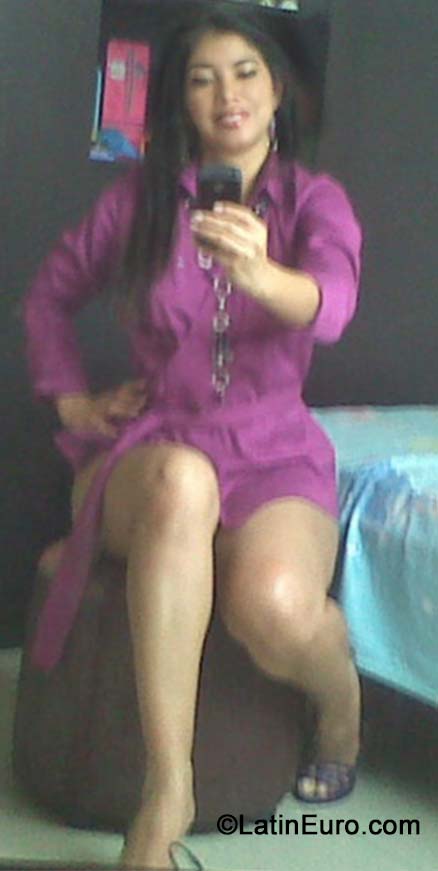 Date this sultry Colombia girl Mary from Cali CO15578