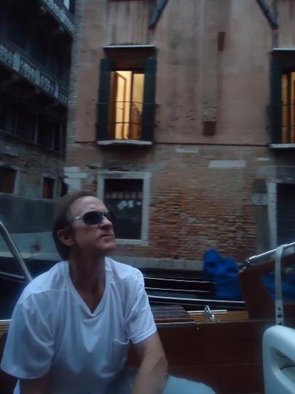 Date this funny Spain man JFVF from Zaragoza ES286