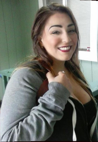 Date this georgeous United States girl Ariana from Grants Pass US15317